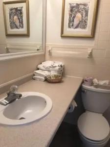 Ocean Surf Resort - 32