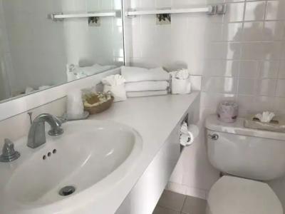 Ocean Surf Resort - 56