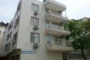 Ada Motel, Avsa