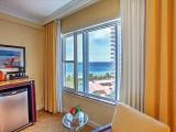 Standard room with balcony and with partial ocean view