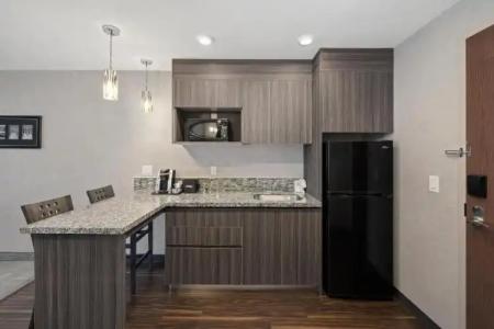 Home Inn & Suites Saskatoon South - 95