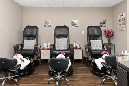 Home Inn & Suites Saskatoon South - 16