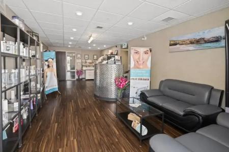 Home Inn & Suites Saskatoon South - 1