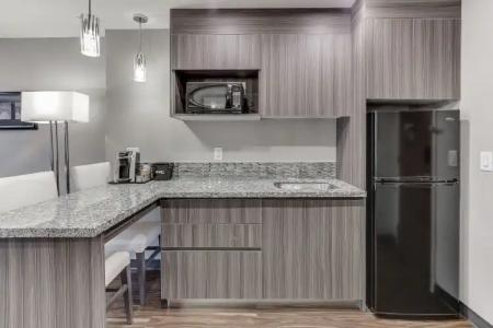 Home Inn & Suites Saskatoon South - 33