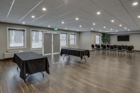 Home Inn & Suites Saskatoon South - 18