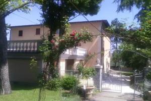 Villa Montrona RR, Imola