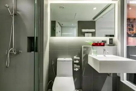 Galleria 12 Sukhumvit Bangkok by Compass Hospitality - 9