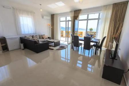 Berg Apartments - 64