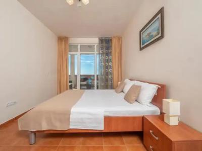 Berg Apartments - 51