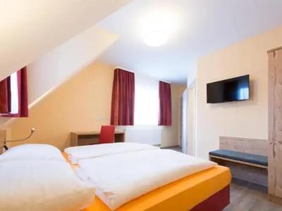 Landgasthof Schwarzes Roß - 38