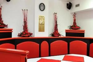 Corner Hotel & Kávéház