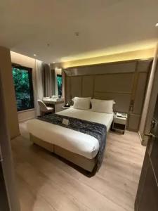 Bentley Bosphorus - Special Class - 108