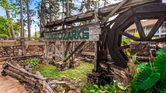 Best Western Inn of the Ozarks - 24