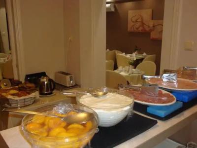 Ambrosia Suites - 9