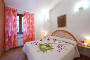 Villa Giulia Rei Sole, Monte Nai