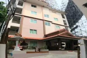 Kim Hotel At Morleng, Bangkok