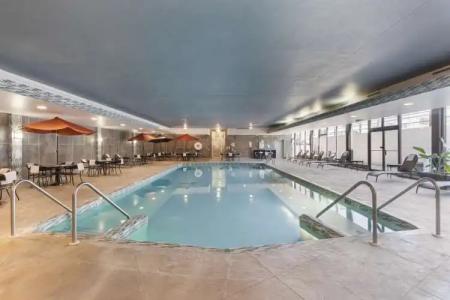 Best Western Plus Milwaukee West - 20