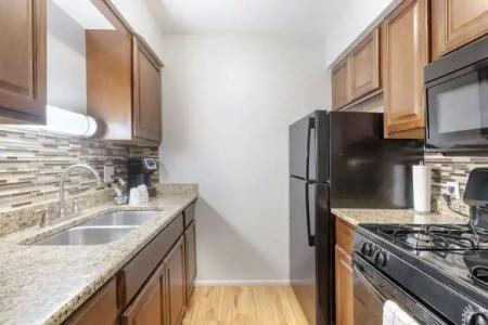 Best Western Plus Milwaukee West - 58