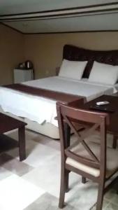 Lena Central Flats - 36