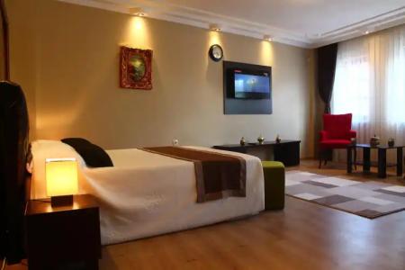 Lena Central Flats - 4