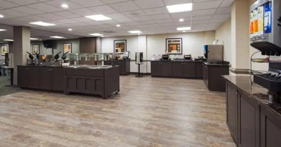 Ramada Plaza by Wyndham Virginia Beach - 34