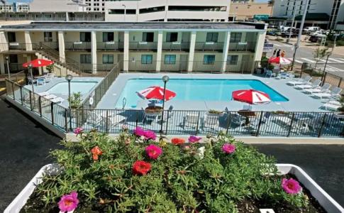 Ramada Plaza by Wyndham Virginia Beach - 26