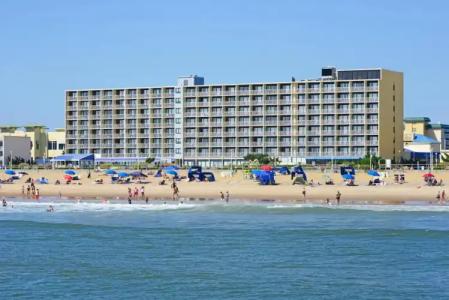 Ramada Plaza by Wyndham Virginia Beach - 47