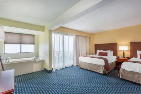 Ramada Plaza by Wyndham Virginia Beach - 44