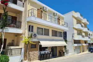 Avra Rooms, Karpathos Town