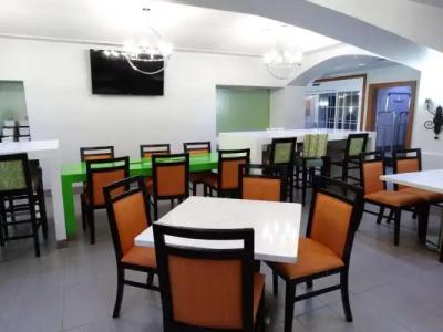 Best Western Plus Kissimmee-Lake Buena Vista South Inn & Suites - 30