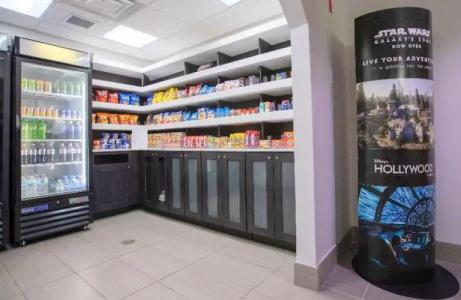 Best Western Plus Kissimmee-Lake Buena Vista South Inn & Suites - 3