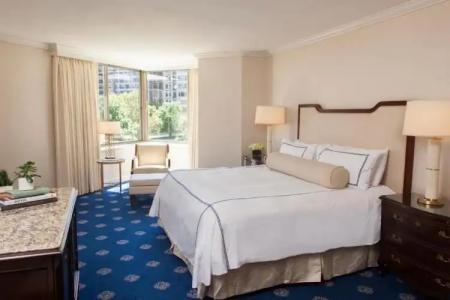 The Rittenhouse - 51