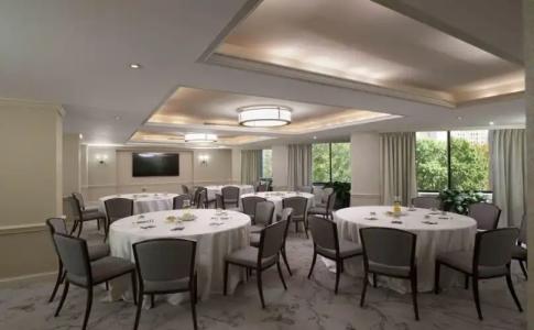 The Rittenhouse - 18