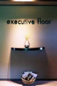 Life Gallery Athens - 69