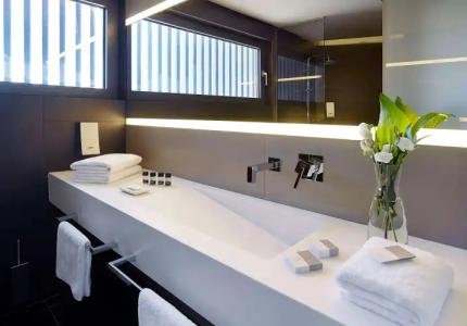 NEMA Design & Spa - 9