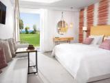 Bungalow with partial sea view