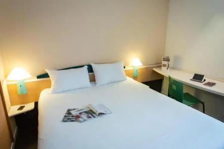 ibis Perpignan Sud Saint Charles - 77