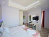 Standard Triple room with land view