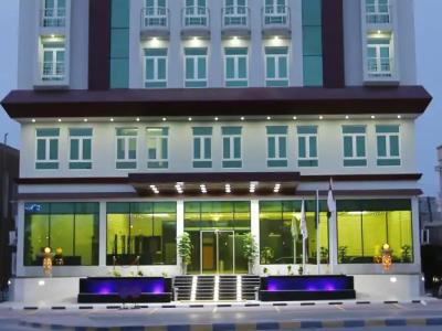 Muscat International Plaza - 0