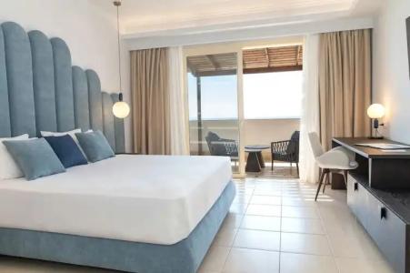 Grand Blue Beach - 77