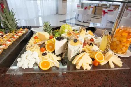 Grand Blue Beach - 14