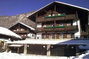 Residence Borgo al Sole Apart-hotel, Ecche