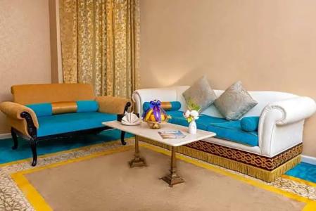Saraya Corniche - 90
