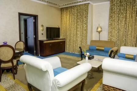 Saraya Corniche - 74
