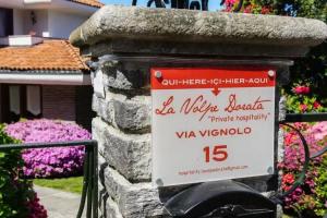 La Volpe Dorata, Stresa