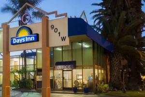 Days Inn by Wyndham Los Angeles LAX/VeniceBch/Marina DelRay, Los Angeles