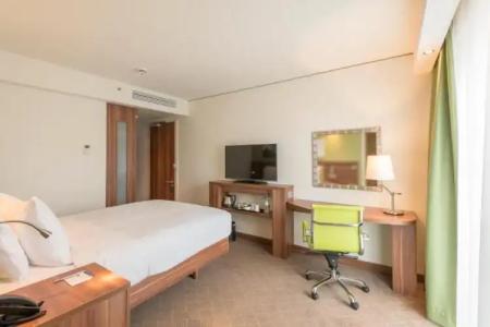 Hampton by Hilton Frankfurt City Centre - 42