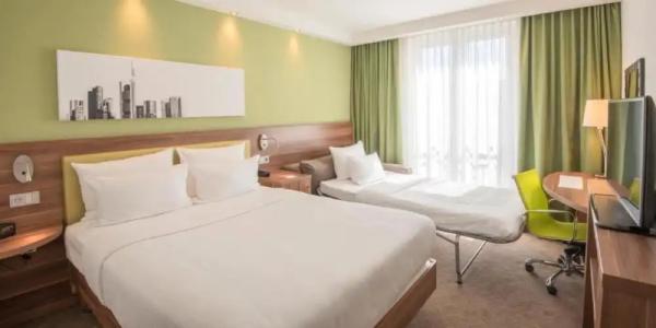 Hampton by Hilton Frankfurt City Centre - 41