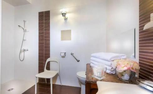 Hôtel Jeanne d'Arc Le Marais - 89