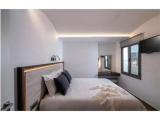Deluxe Apartment with balcony